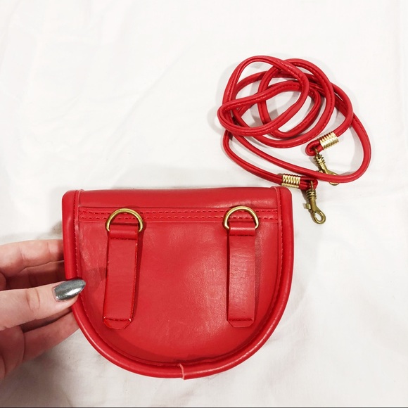 Barbed Wire Leather Turn Lock Convertible Belt Bag - Picture 2 of 4